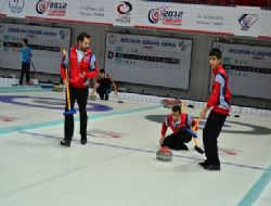 Curling turnuvası ilgi gördü