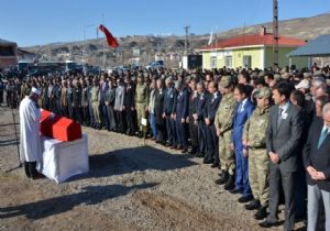 Tercanlı şehit son yolculuğuna uğurlandı