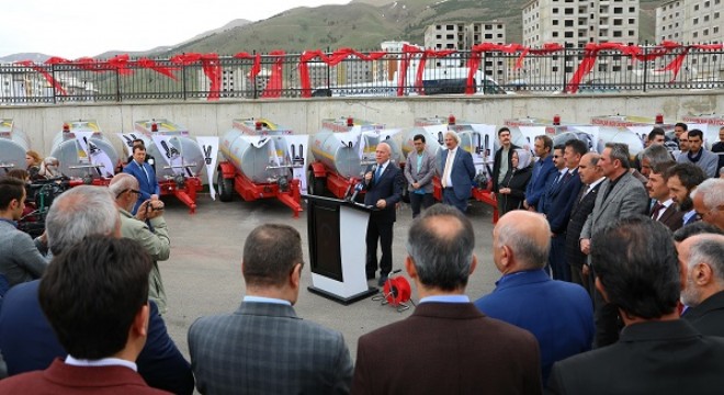 Büyükşehir’den kırsala 50 su tankı