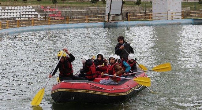 Çocuklar, 23 Nisan Doğa Sporları şenliğinde buluştu