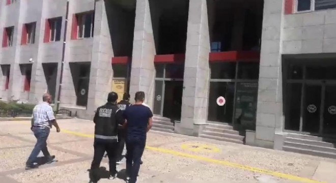 Erzurum’da kaçak sigara operasyonu: 2 tutuklama