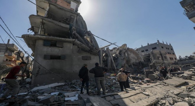 Gazze de can kaybı 30 bin 717 ye yükseldi