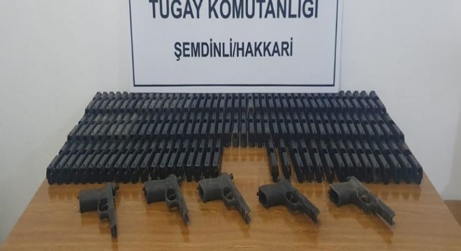 Hudut Kartalları kaçakçıya göz açtırmıyor