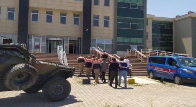 Jandarma ve MİT’ten terör operasyonu: 7 gözaltı