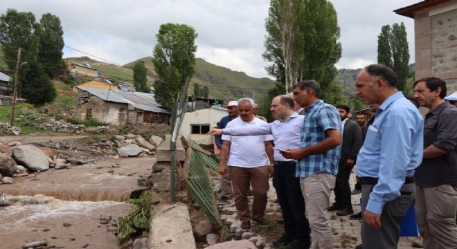 Oltu’da sel felaketinin yaraları sarılıyor