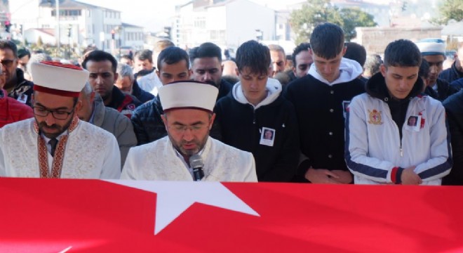 Şehit polis Temel dualarla uğurlandı