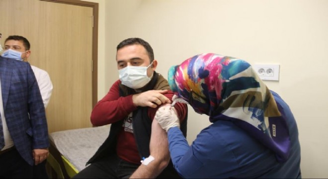 Turkovac aşısı ilk gönüllüsüyle buluştu