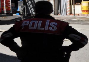 Polis yankesicinin peşinde