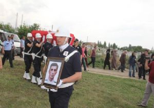 Şehit polis Sevilmiş toprağa verildi