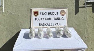 3 kilo 786 gram uyuşturucu geçirildi