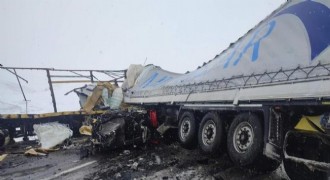 Ağrı – Erzurum yolunda trafik kazası: 2 yaralı