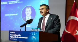 Tekin: ‘Eğitim geleceğimizi etkileyen bir mefhum’